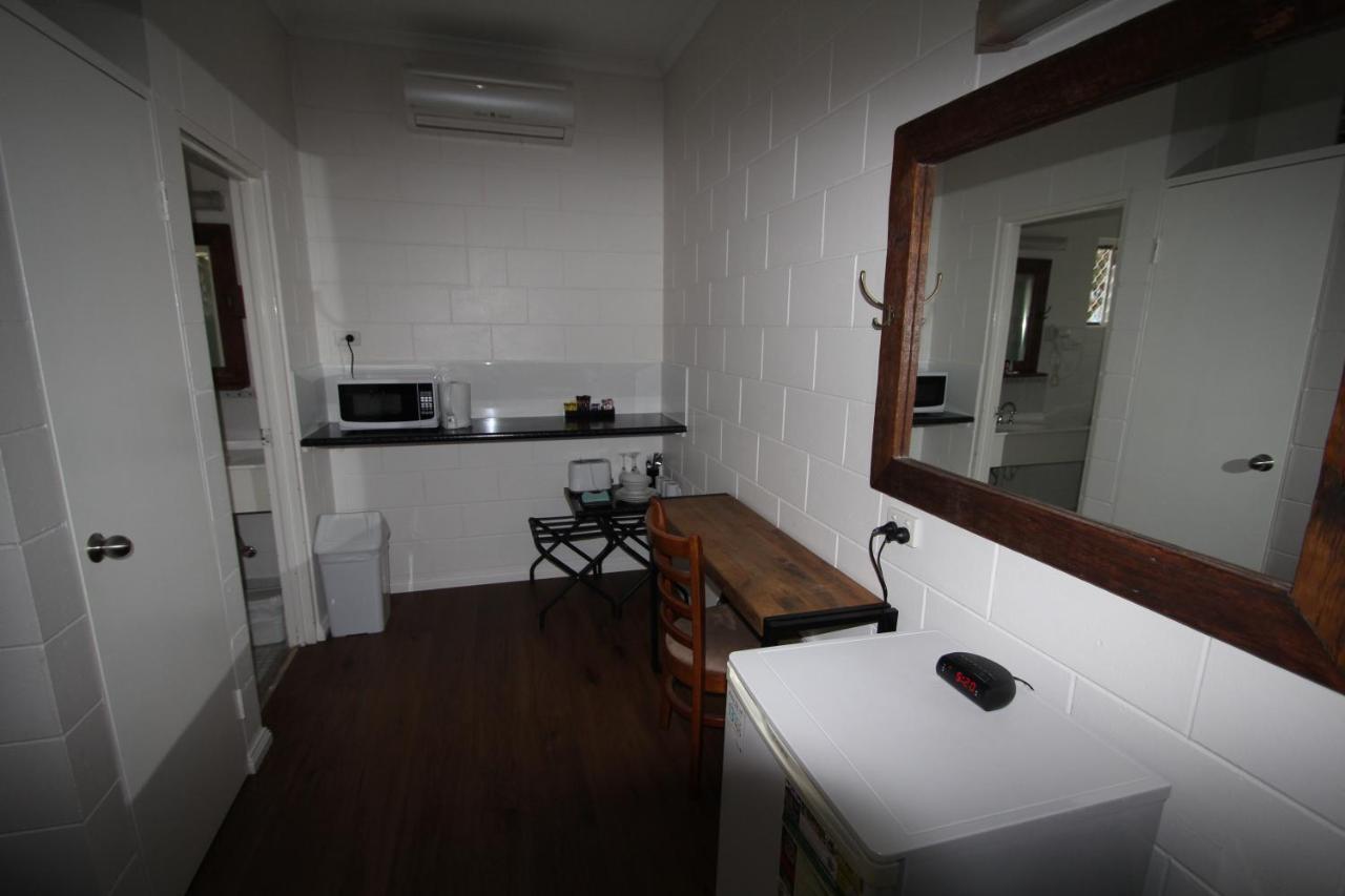 Colonial Rose Motel Townsville Eksteriør bilde