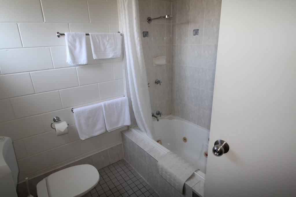 Colonial Rose Motel Townsville Eksteriør bilde